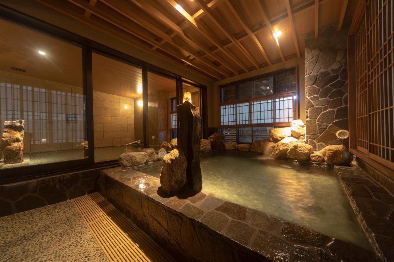 Dormy Inn Premium Namba Annex Natural Hot Spring Osaka Esterno foto